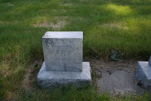 Joe Suty Grave