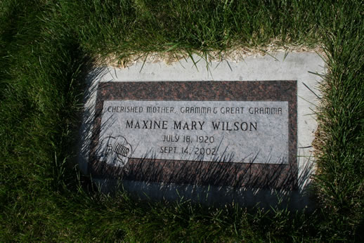 Maxine Wilson Grave